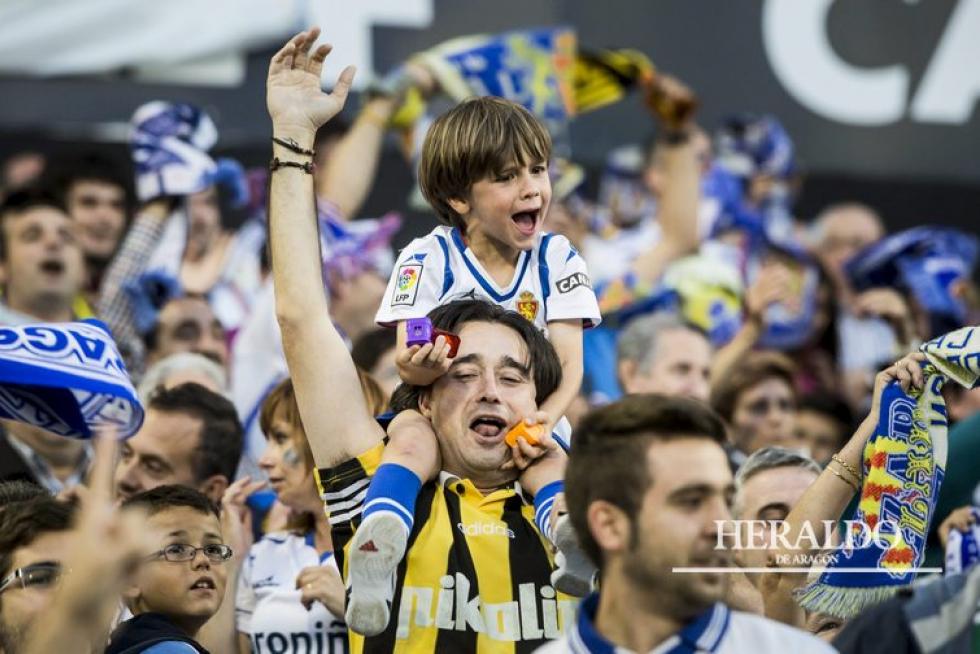 La afición del Real Zaragoza se volcó con su equipo en la fase de ascenso a Primera División. La imagen corresponde al partido Real Zaragoza 3 - Las Palmas 1, el 17 de junio.