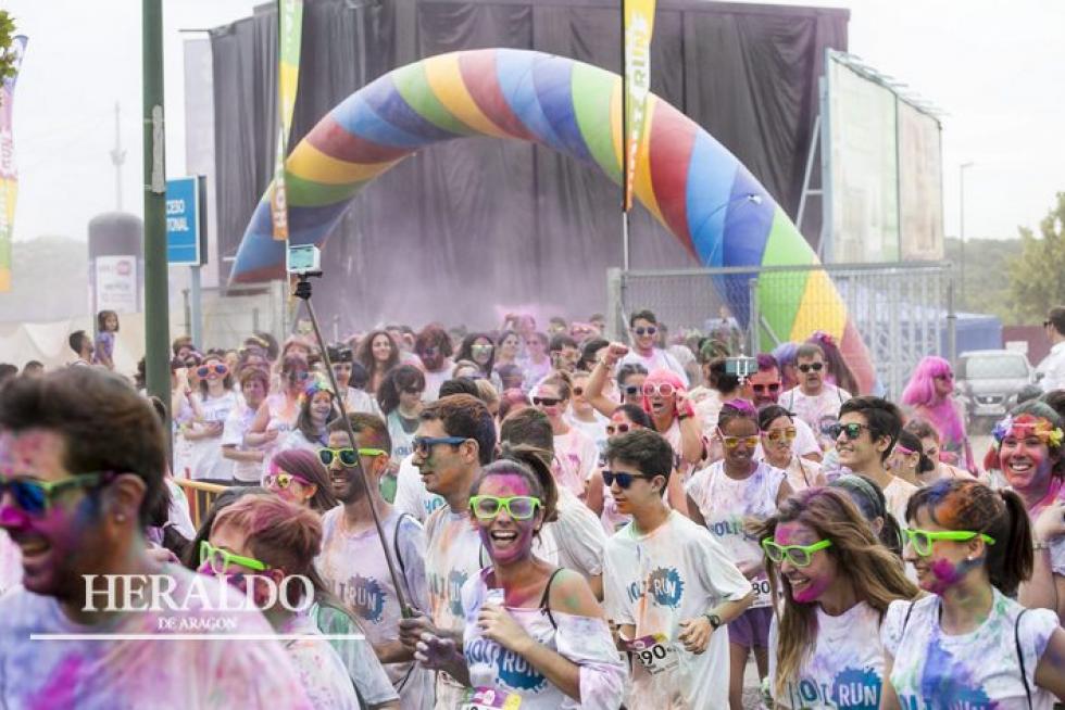 Decimoquinta edición de la carrera 'Holi Run' en Puerto Venecia de Zaragoza el 13 de septiembre.