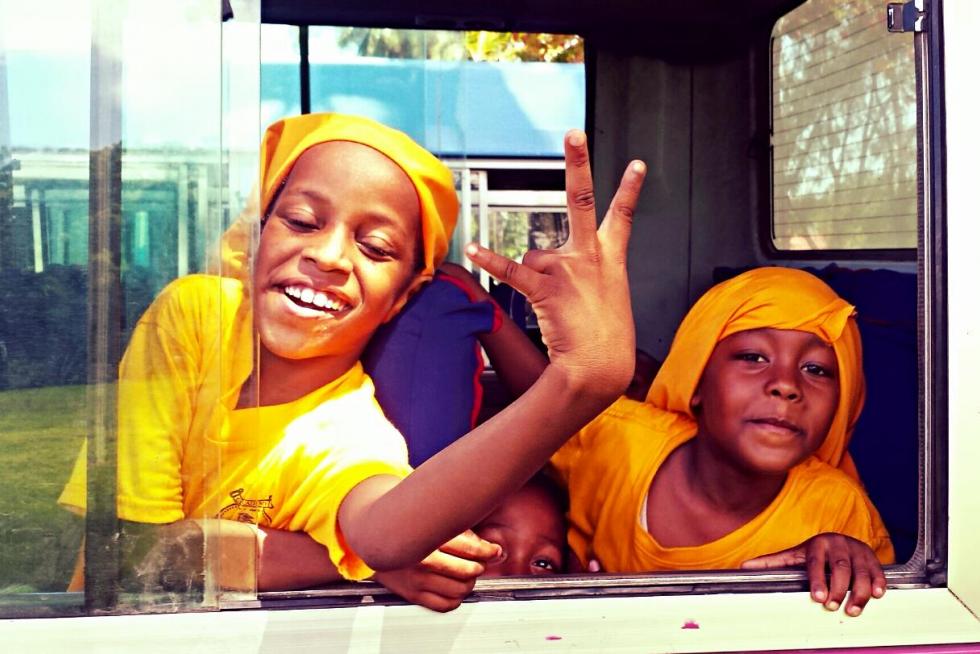 Fotografías facilitadas por A.F., miembro del proyecto, de una misión humanitaria en Tanzania