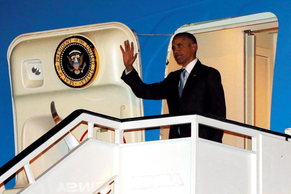 Obama aterriza en la base de Torrejón de Ardoz
