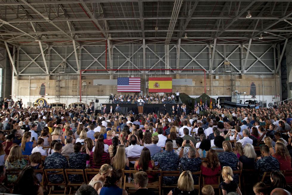 Obama se despide de España en la base naval de Rota