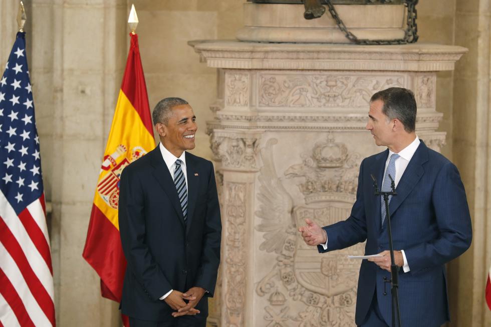 Obama aterriza en la base de Torrejón de Ardoz