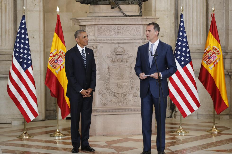 Obama aterriza en la base de Torrejón de Ardoz