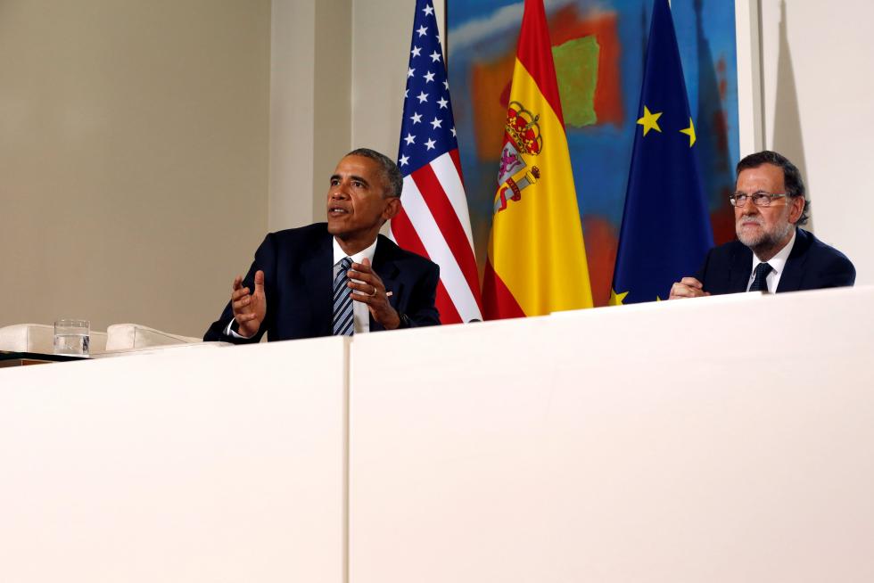 Obama aterriza en la base de Torrejón de Ardoz