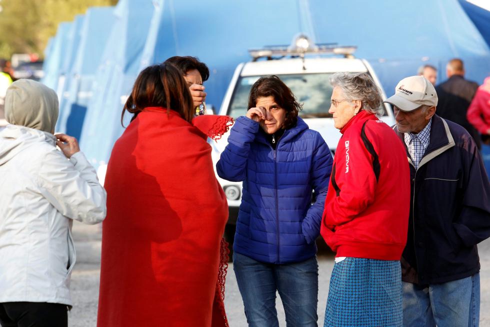 Mil doscientas personas han pasado la noche en tiendas de campaña
