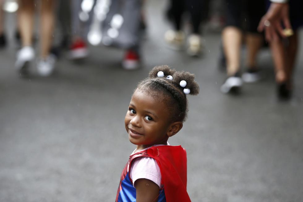Ritmos afrocaribeños toman Notting Hill durante el gran desfile del carnaval