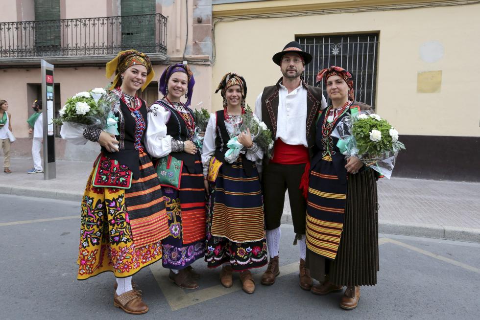 Ofrenda de flores y frutos a San Lorenzo