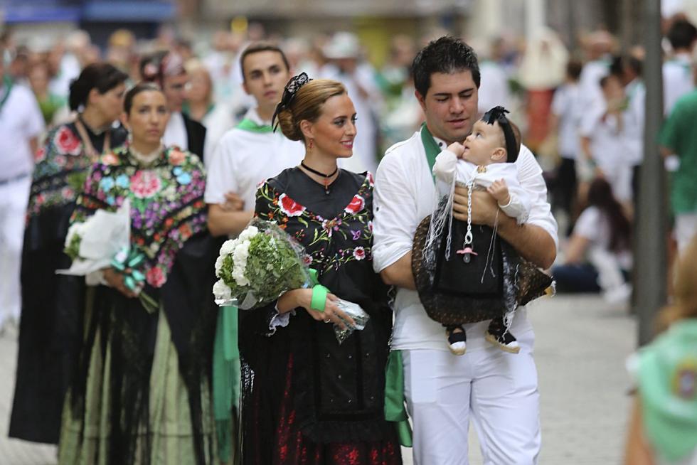 Ofrenda de flores y frutos a San Lorenzo