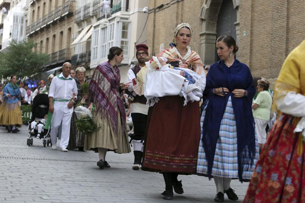 Ofrenda de flores y frutos a San Lorenzo