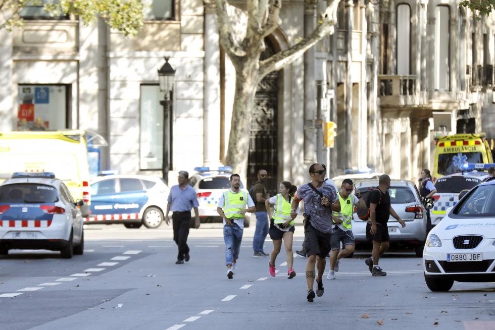 Atropello masivo en las Ramblas de Barcelona