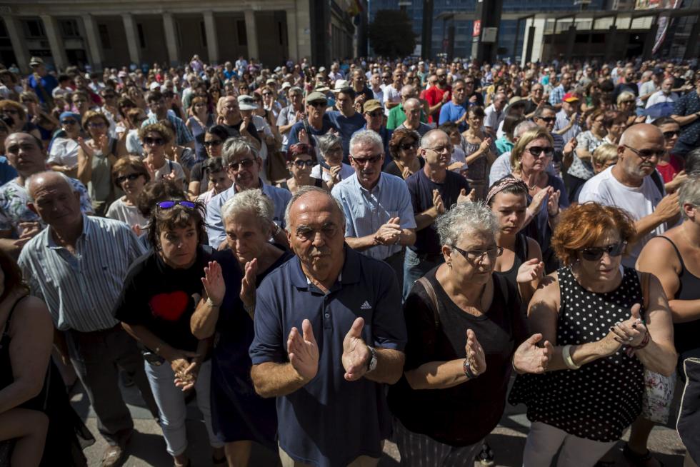 Aragón rechaza el terrorismo y se solidariza con las víctimas