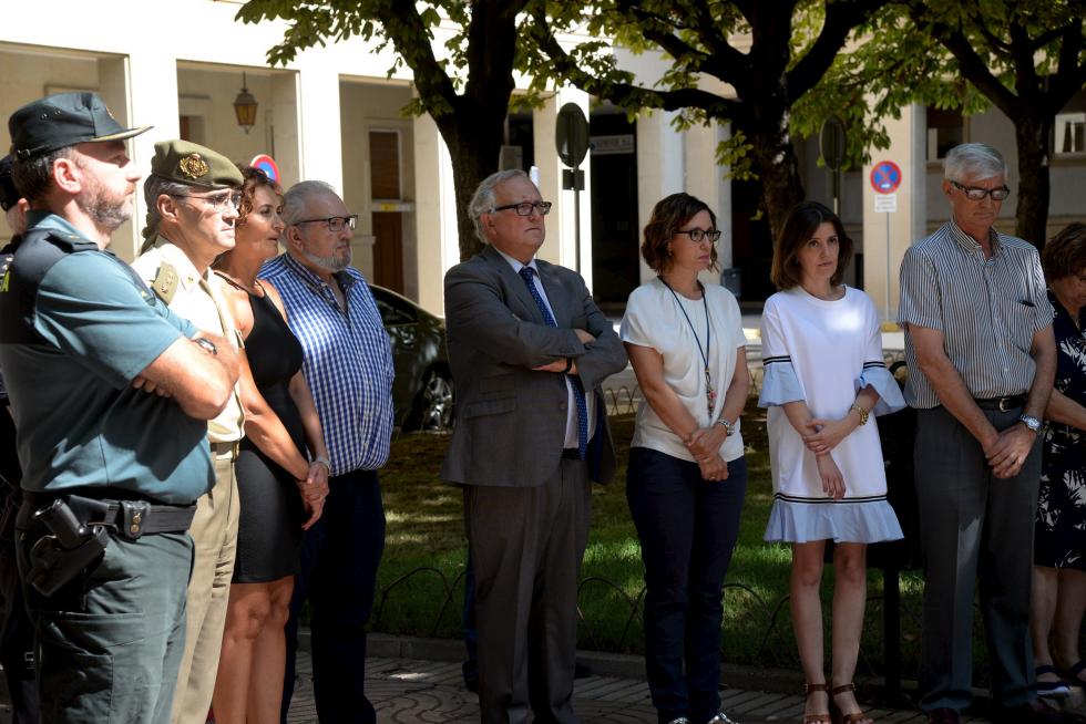 Aragón rechaza el terrorismo y se solidariza con las víctimas