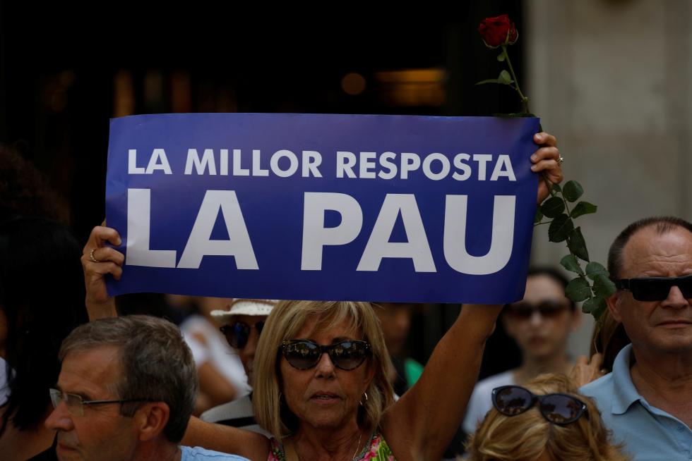 Barcelona sale a la calle en contra del terrorismo