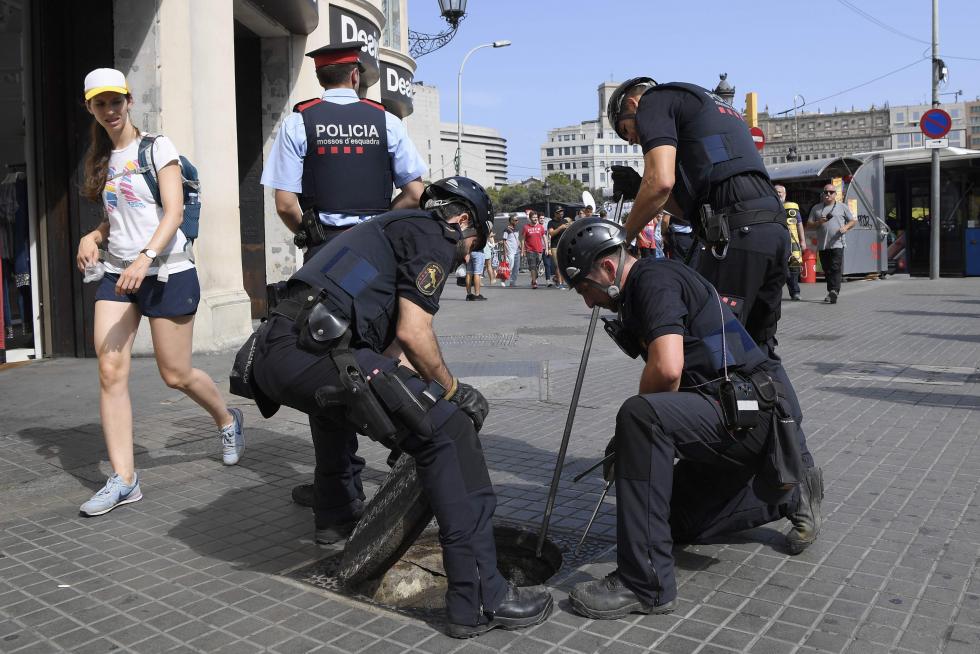 Barcelona sale a la calle en contra del terrorismo
