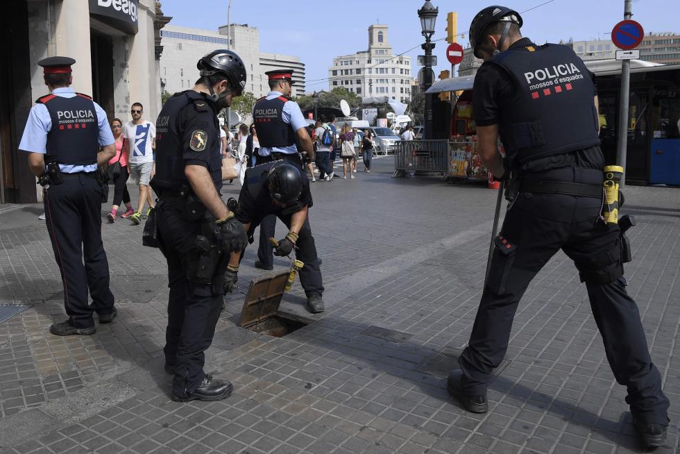 Barcelona sale a la calle en contra del terrorismo