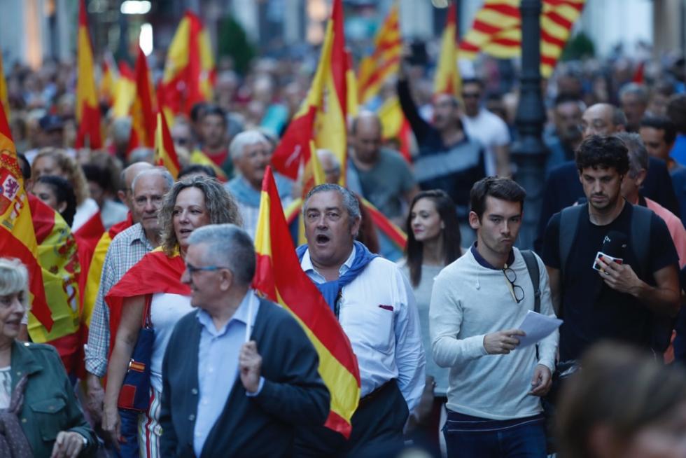 Concentración por la unidad de España en la plaza del Pilar