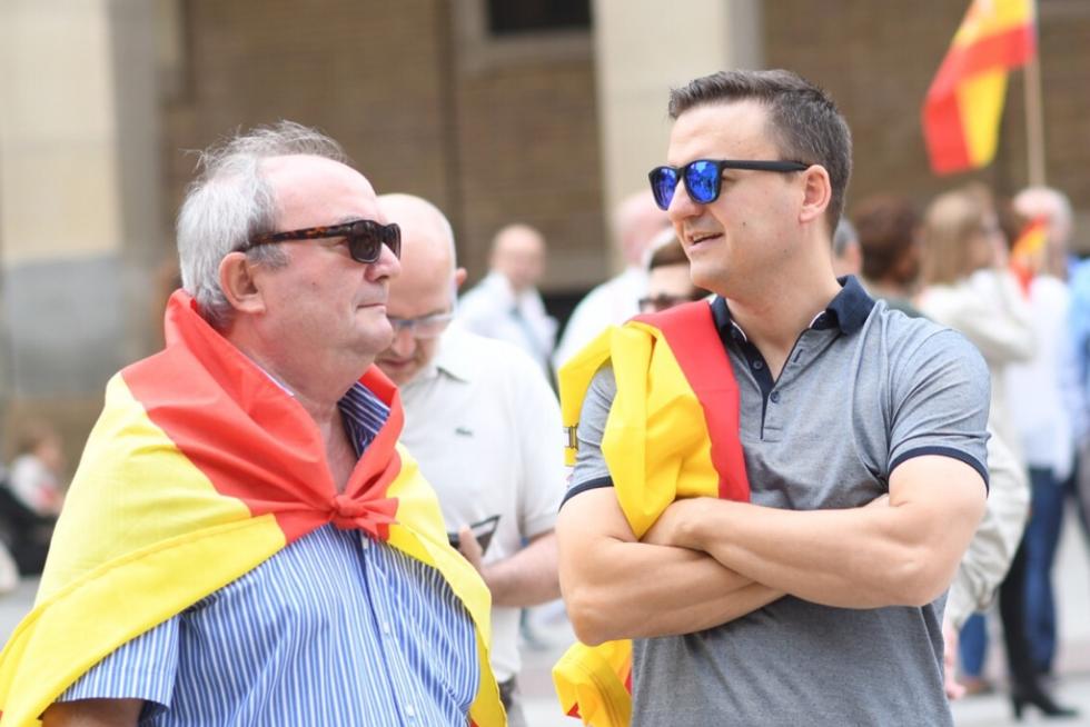Concentración por la unidad de España en la plaza del Pilar