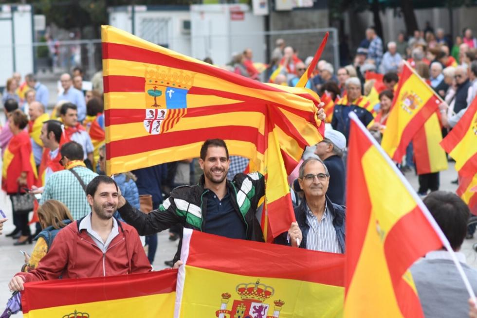 Concentración por la unidad de España en la plaza del Pilar