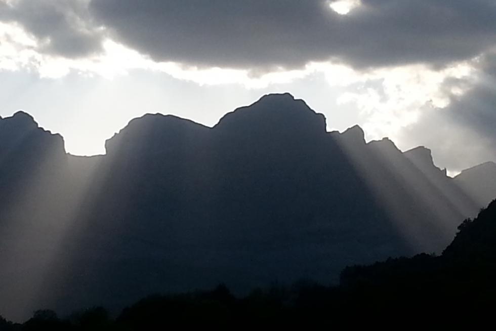 skyline de Telera. Valle de Tena