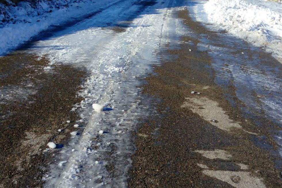 La carretera que conduce a Alacon, uno de los doce pueblos que visitan los Equipos de Atención Domiciliaria.