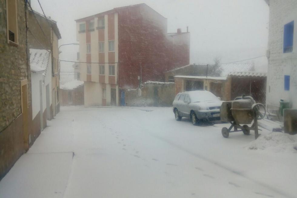 Muniesa, nevado por el temporal.