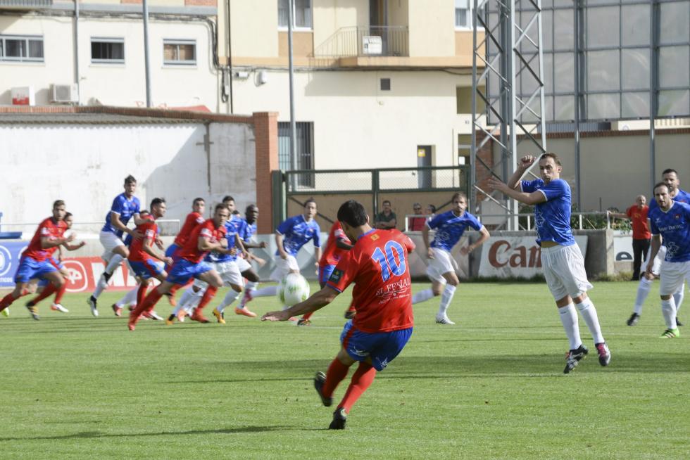 Partido de liga CD Teruel - Cariñena Monte Ducay /2016-08-28/ Foto Jo