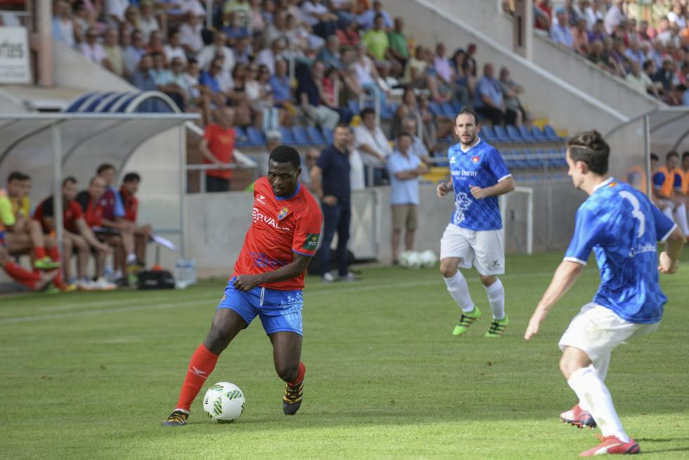 Kamate, del Teruel, nació en Costa de Marfil y lleva varias temporadas en Aragón
