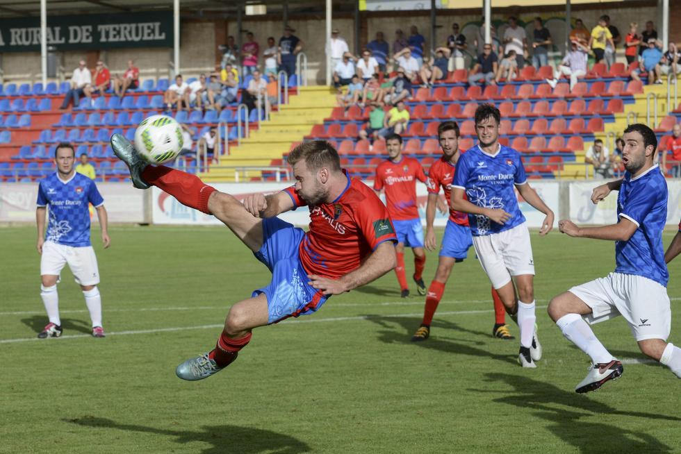 Fútbol. Tercera División. Teruel vs. Cariñena