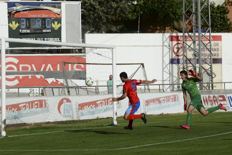 Partido de liga CD Teruel - Cariñena Monte Ducay /2016-08-28/ Foto Jo