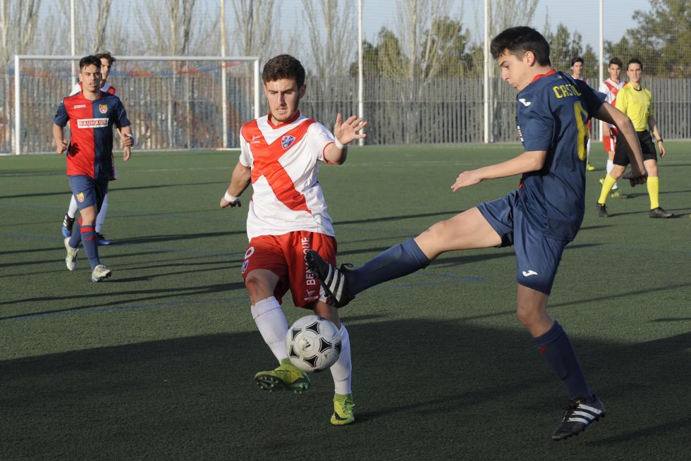 Fútbol. Liga Nacional Juvenil. Oliver vs. Huesca