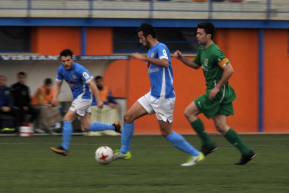 Tercera División - Binéfar vs. Belchite.