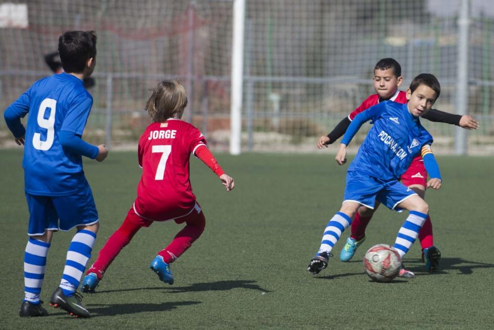 Fútbol. Primera Benjamín- Miralbueno vs. Helios.