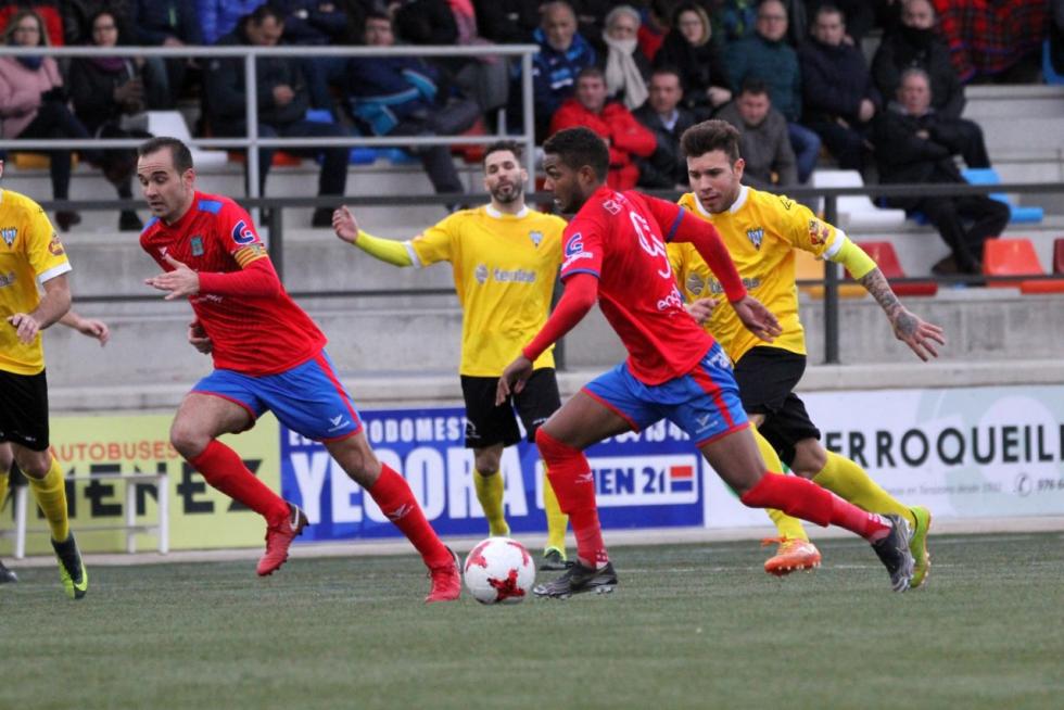 Tercera División - Tarazona vs. Ejea.