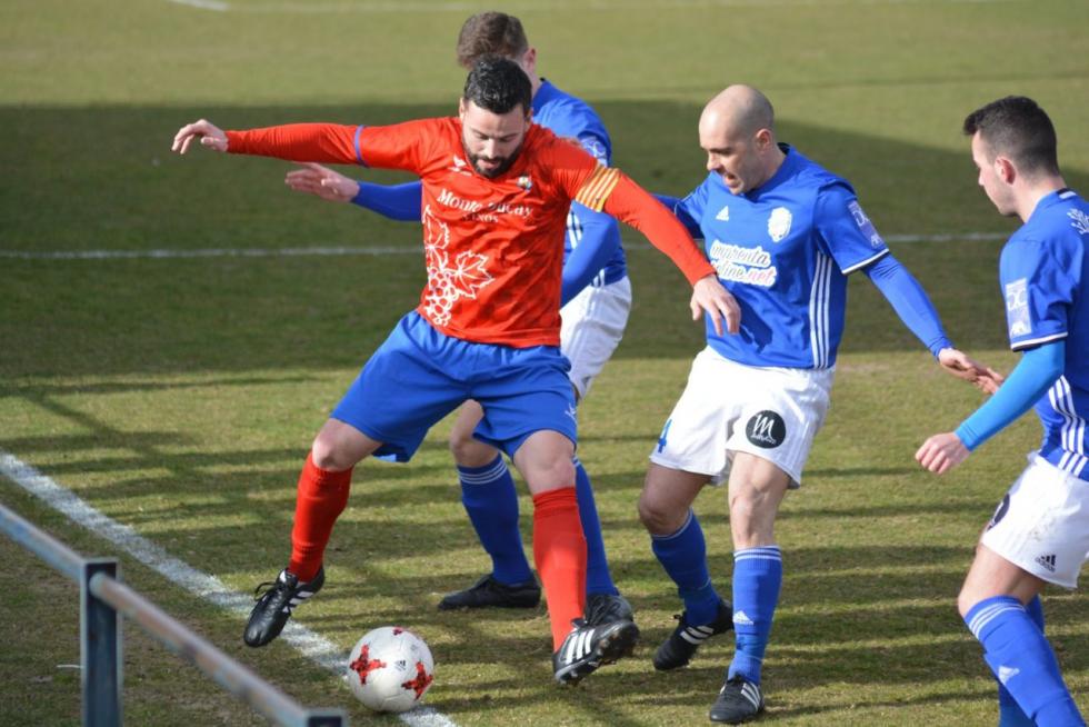 Tercera División - Cariñena vs. Caspe.