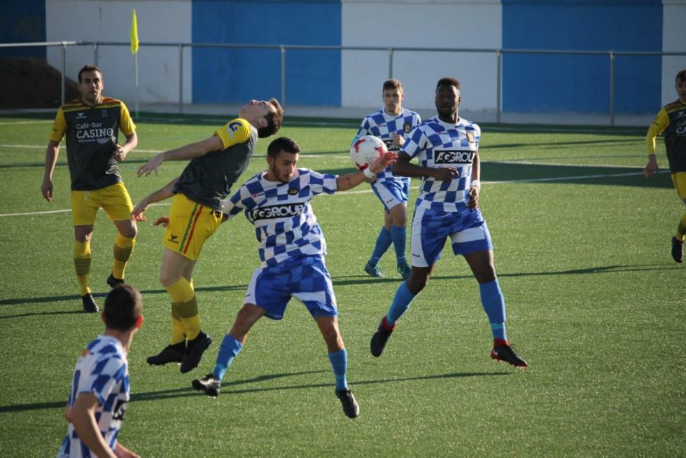 Tercera División - Tamarite vs. Tarazona.