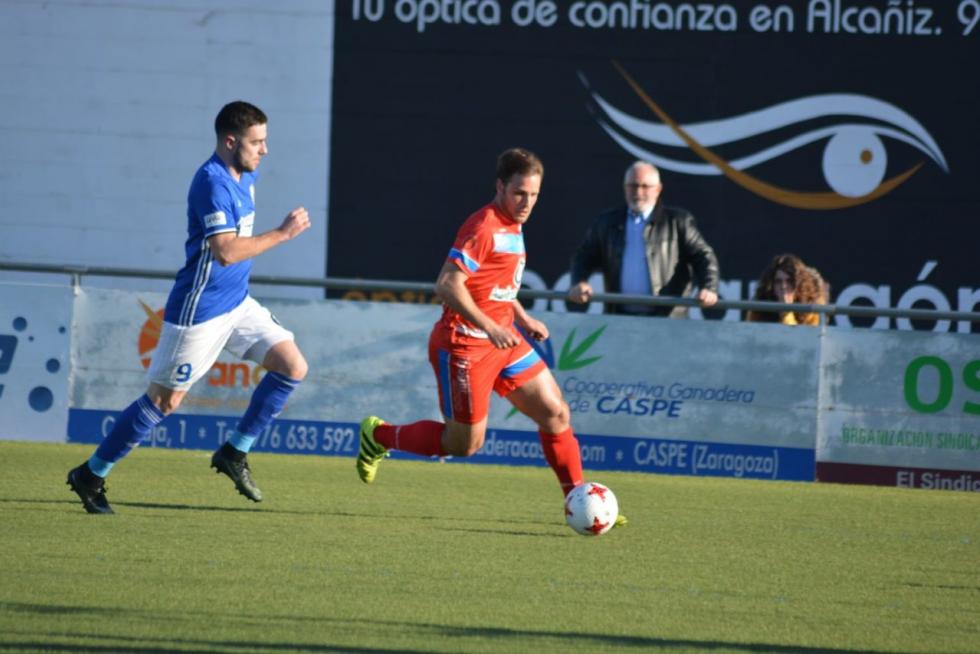 Tercera División - Caspe vs. Sariñena.