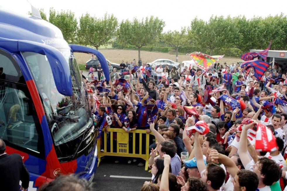 Derbi entre la SD Huesca y el Real Zaragoza disputado en El Alcoraz el 9 de mayo de 2009 | Elena Muñoz