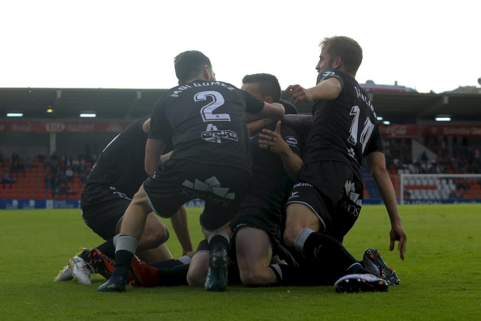 La SD Huesca en Primera: Las mejores fotografías de un partido histórico