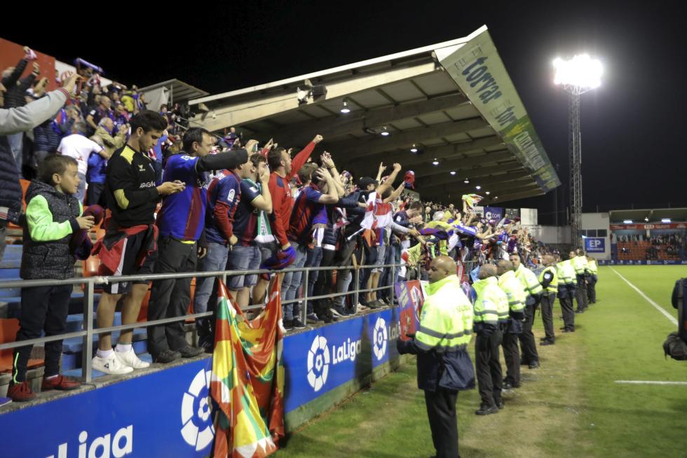 La SD Huesca en Primera: Las mejores fotografías de un partido histórico