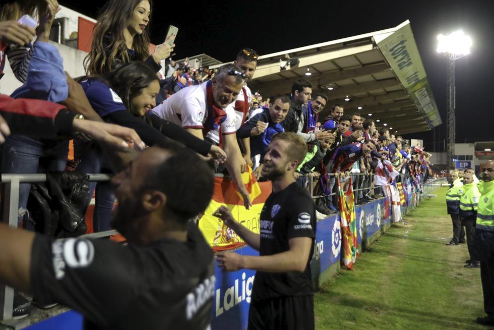 La SD Huesca en Primera: Las mejores fotografías de un partido histórico
