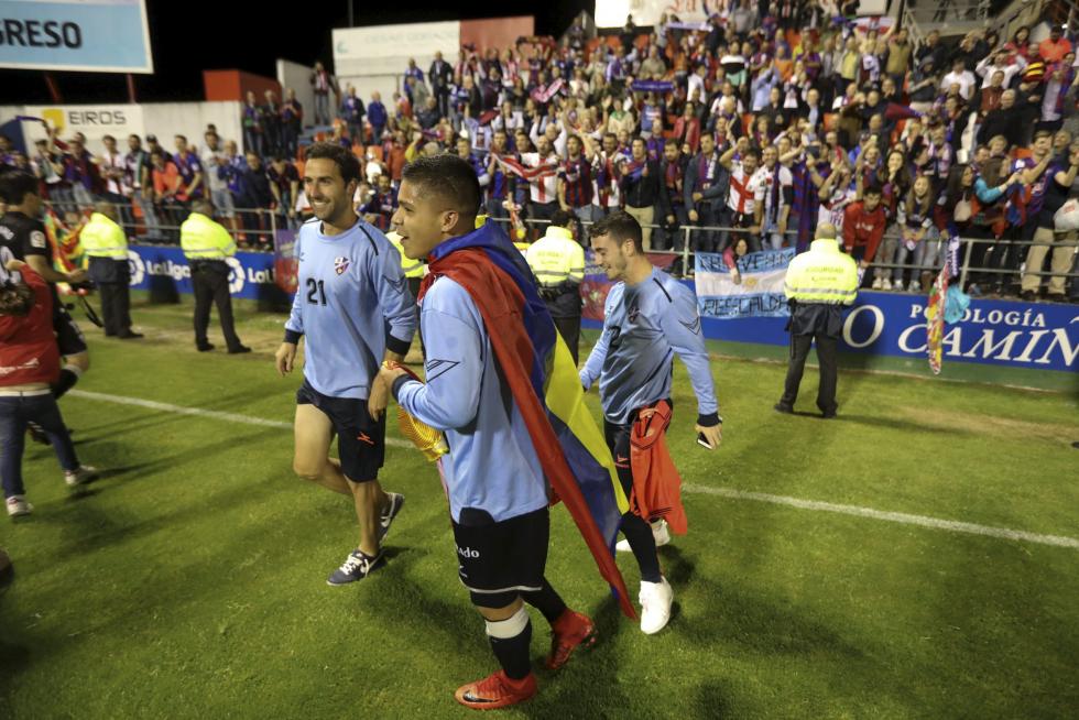 La SD Huesca en Primera: Las mejores fotografías de un partido histórico