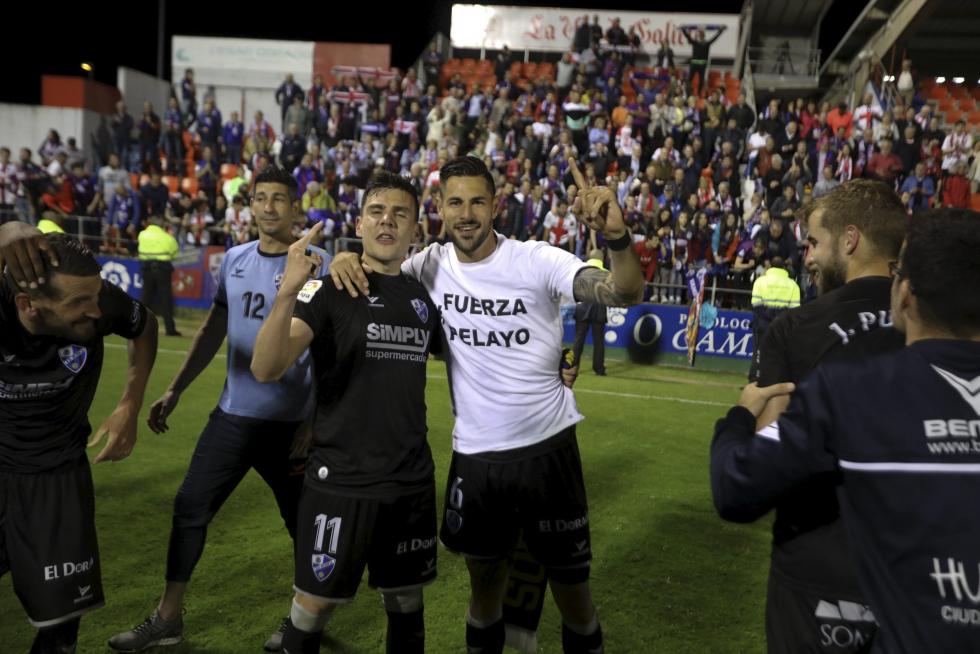 La SD Huesca en Primera: Las mejores fotografías de un partido histórico