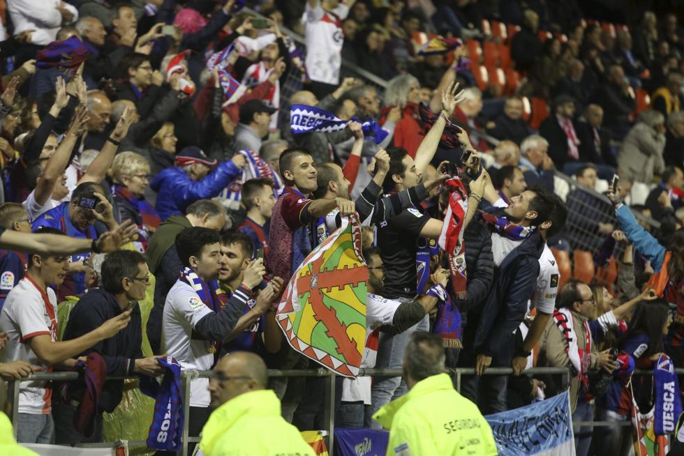 La SD Huesca en Primera: Las mejores fotografías de un partido histórico