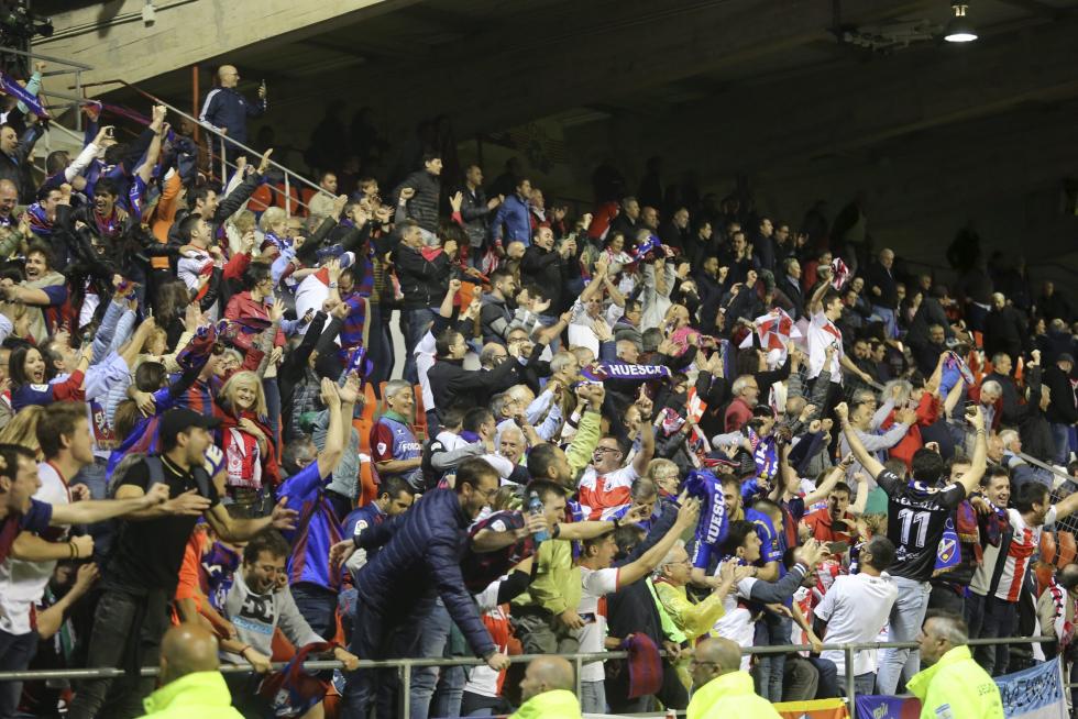 La SD Huesca en Primera: Las mejores fotografías de un partido histórico
