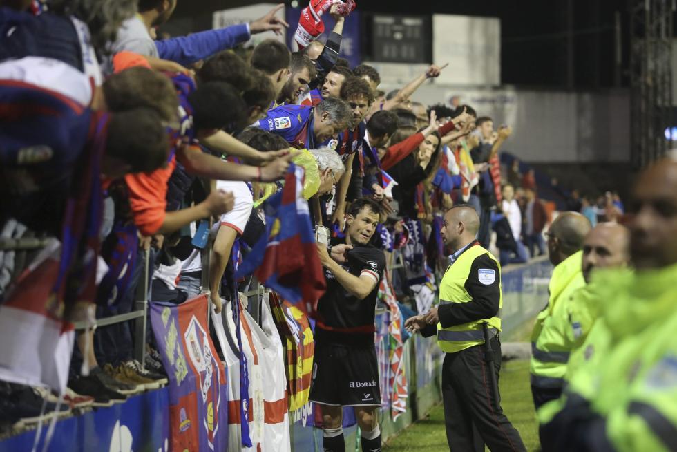 La SD Huesca en Primera: Las mejores fotografías de un partido histórico