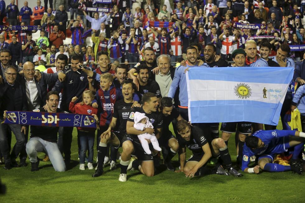 La SD Huesca en Primera: Las mejores fotografías de un partido histórico