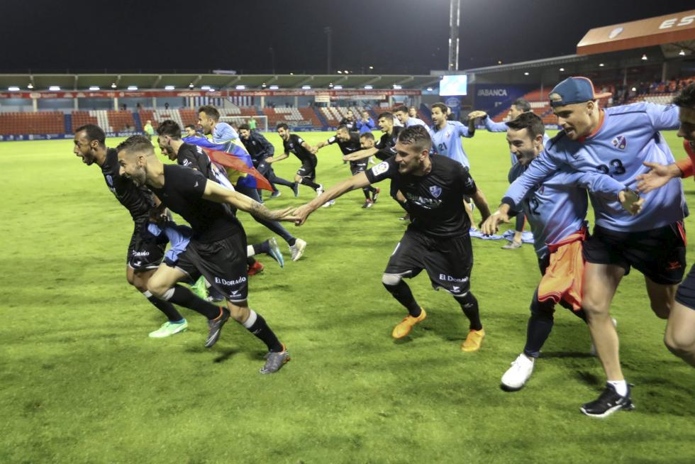 La SD Huesca en Primera: Las mejores fotografías de un partido histórico