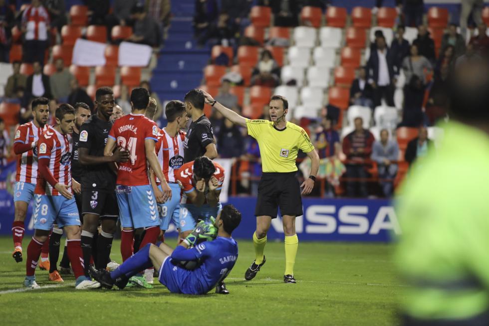 La SD Huesca en Primera: Las mejores fotografías de un partido histórico