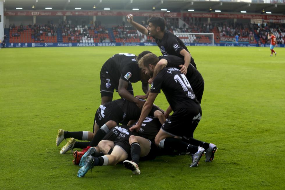 La SD Huesca en Primera: Las mejores fotografías de un partido histórico
