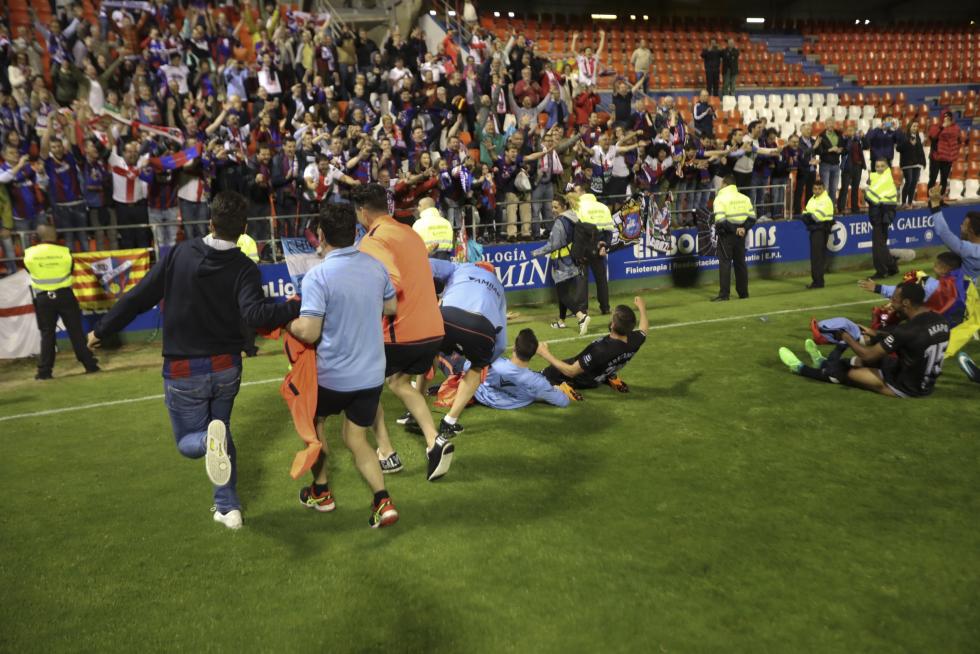 La SD Huesca en Primera: Las mejores fotografías de un partido histórico